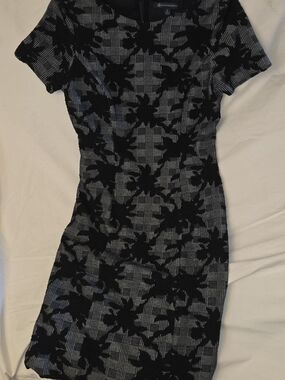 Brooks Brothers Black Floral Gray Plaid Sheath Short Sleeve Knit Dress Size 4